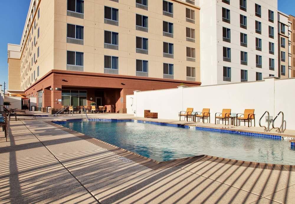 Courtyard Phoenix Chandler/Fashion Center Екстер'єр фото
