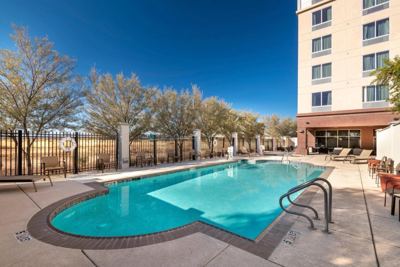 Courtyard Phoenix Chandler/Fashion Center Екстер'єр фото
