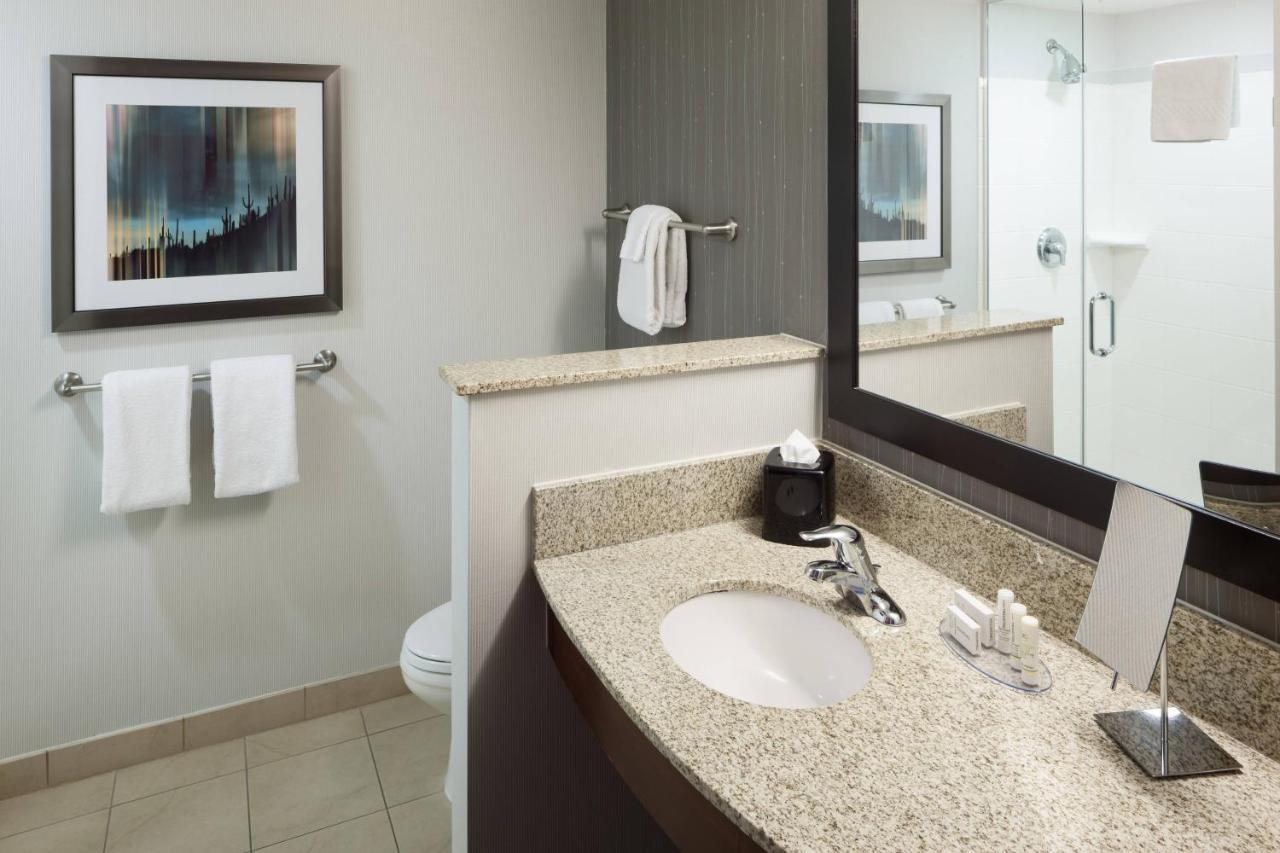 Courtyard Phoenix Chandler/Fashion Center Екстер'єр фото