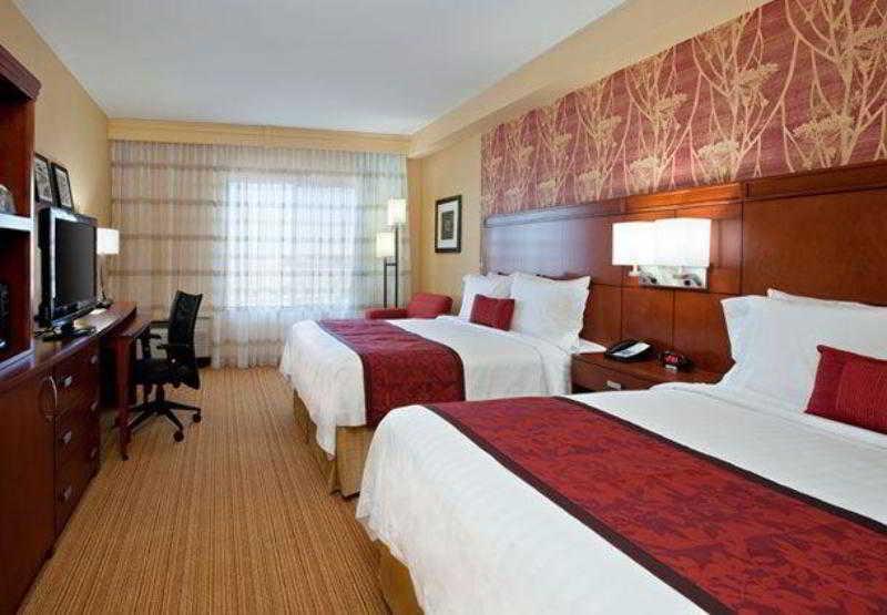Courtyard Phoenix Chandler/Fashion Center Екстер'єр фото