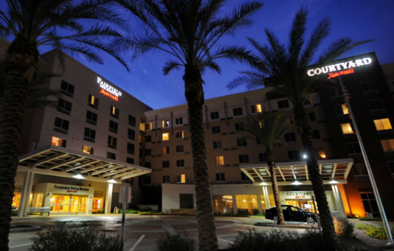Courtyard Phoenix Chandler/Fashion Center Екстер'єр фото